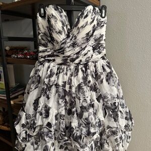 Cocktail/ Homecoming dress